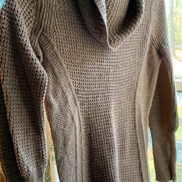 Anthropologie Angel of the North Rosie cowl neck tunic M sweater - Picture 9 of 12